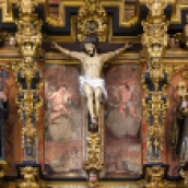 Cuerpo superior del retablo de la iglesia